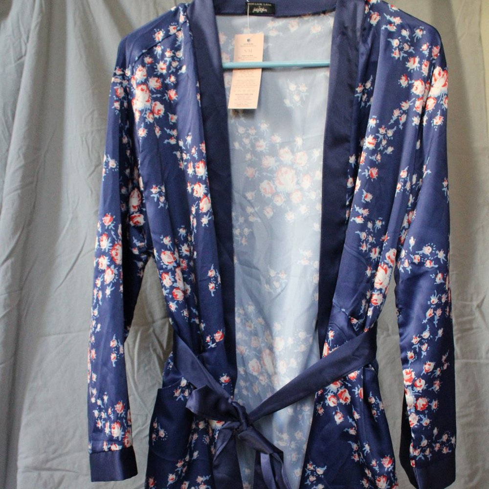 NWT, Morgan Lane, Navy Blue with Floral Print Satin short Robe, Size M